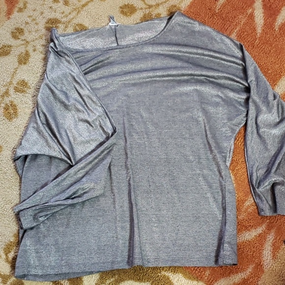 Long Sleeve Dressy Shirt - Picture 2 of 3